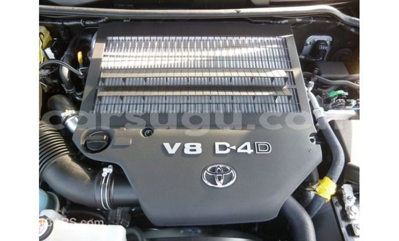 Acheter Import Voiture Toyota Land Cruiser Noir à Import - Dubai, Burkina-Faso Acheter Import Voiture Toyota Land Cruiser Noir à Import - Dubai, Burkina-Faso