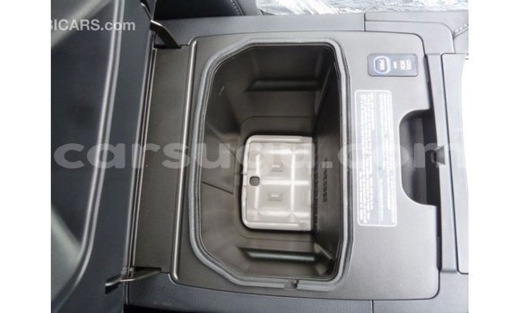 Sayi Imported Lexus LX White Mota in Import - Dubai a Burkina Faso Sayi Imported Lexus LX White Mota in Import - Dubai a Burkina Faso