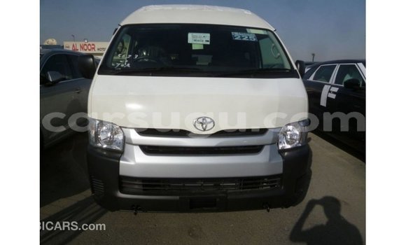 Sayi Imported Toyota Hiace White Mota in Import - Dubai a Burkina Faso Sayi Imported Toyota Hiace White Mota in Import - Dubai a Burkina Faso