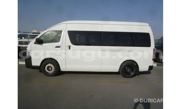 Sayi Imported Toyota Hiace White Mota in Import - Dubai a Burkina Faso Sayi Imported Toyota Hiace White Mota in Import - Dubai a Burkina Faso