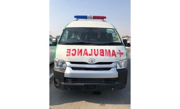 Sayi Imported Toyota Hiace White Mota in Import - Dubai a Burkina Faso Sayi Imported Toyota Hiace White Mota in Import - Dubai a Burkina Faso
