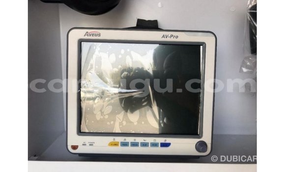 Sayi Imported Toyota Hiace White Mota in Import - Dubai a Burkina Faso Sayi Imported Toyota Hiace White Mota in Import - Dubai a Burkina Faso