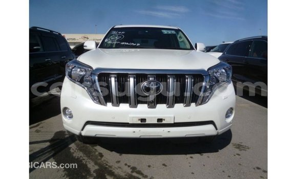 Acheter Import Voiture Toyota Prado Blanc à Import - Dubai, Burkina-Faso Acheter Import Voiture Toyota Prado Blanc à Import - Dubai, Burkina-Faso