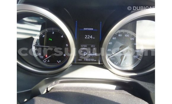 Acheter Import Voiture Toyota Prado Blanc à Import - Dubai, Burkina-Faso Acheter Import Voiture Toyota Prado Blanc à Import - Dubai, Burkina-Faso