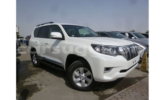 Acheter Import Voiture Toyota Prado Blanc à Import - Dubai, Burkina-Faso Acheter Import Voiture Toyota Prado Blanc à Import - Dubai, Burkina-Faso