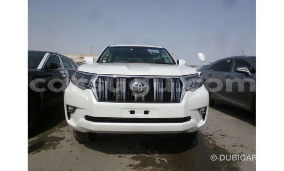 Acheter Import Voiture Toyota Prado Blanc à Import - Dubai, Burkina-Faso Acheter Import Voiture Toyota Prado Blanc à Import - Dubai, Burkina-Faso