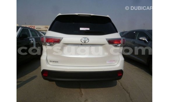 Sayi Imported Toyota Kluger White Mota in Import - Dubai a Burkina Faso Sayi Imported Toyota Kluger White Mota in Import - Dubai a Burkina Faso