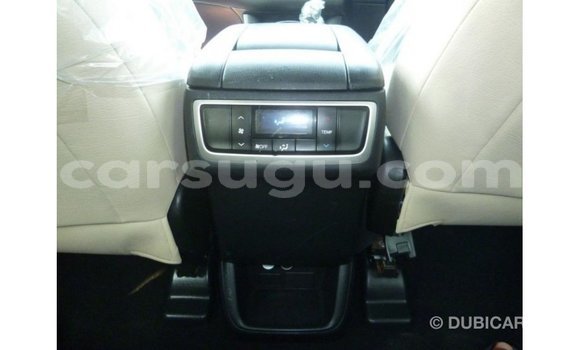 Sayi Imported Toyota Kluger White Mota in Import - Dubai a Burkina Faso Sayi Imported Toyota Kluger White Mota in Import - Dubai a Burkina Faso