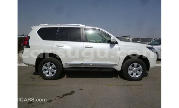 Acheter Import Voiture Toyota Prado Blanc à Import - Dubai, Burkina-Faso Acheter Import Voiture Toyota Prado Blanc à Import - Dubai, Burkina-Faso