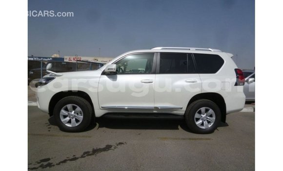 Acheter Import Voiture Toyota Prado Blanc à Import - Dubai, Burkina-Faso Acheter Import Voiture Toyota Prado Blanc à Import - Dubai, Burkina-Faso