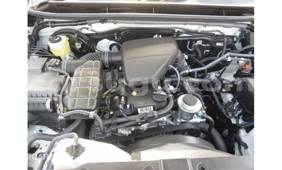 Acheter Import Voiture Toyota Prado Blanc à Import - Dubai, Burkina-Faso Acheter Import Voiture Toyota Prado Blanc à Import - Dubai, Burkina-Faso