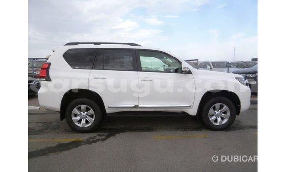 Acheter Import Voiture Toyota Prado Blanc à Import - Dubai, Burkina-Faso Acheter Import Voiture Toyota Prado Blanc à Import - Dubai, Burkina-Faso