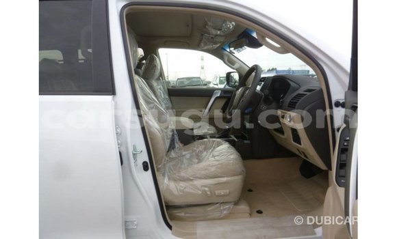 Acheter Import Voiture Toyota Prado Blanc à Import - Dubai, Burkina-Faso Acheter Import Voiture Toyota Prado Blanc à Import - Dubai, Burkina-Faso