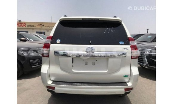 Sayi Imported Toyota Prado White Mota in Import - Dubai a Burkina Faso Sayi Imported Toyota Prado White Mota in Import - Dubai a Burkina Faso