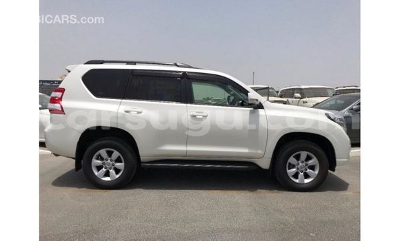 Sayi Imported Toyota Prado White Mota in Import - Dubai a Burkina Faso Sayi Imported Toyota Prado White Mota in Import - Dubai a Burkina Faso