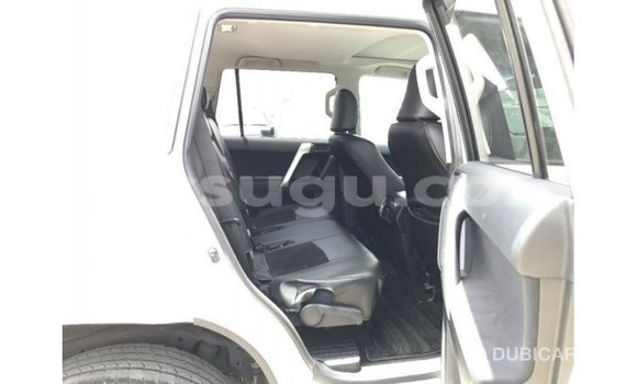 Sayi Imported Toyota Prado White Mota in Import - Dubai a Burkina Faso Sayi Imported Toyota Prado White Mota in Import - Dubai a Burkina Faso