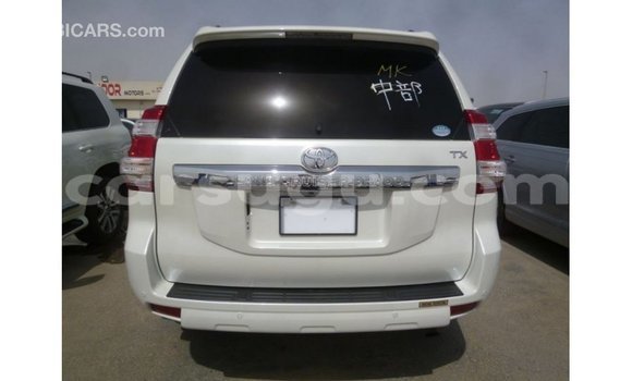 Sayi Imported Toyota Prado White Mota in Import - Dubai a Burkina Faso Sayi Imported Toyota Prado White Mota in Import - Dubai a Burkina Faso