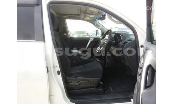Sayi Imported Toyota Prado White Mota in Import - Dubai a Burkina Faso Sayi Imported Toyota Prado White Mota in Import - Dubai a Burkina Faso