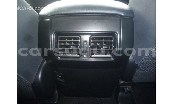 Sayi Imported Toyota Prado White Mota in Import - Dubai a Burkina Faso Sayi Imported Toyota Prado White Mota in Import - Dubai a Burkina Faso
