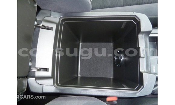 Sayi Imported Toyota Prado White Mota in Import - Dubai a Burkina Faso Sayi Imported Toyota Prado White Mota in Import - Dubai a Burkina Faso