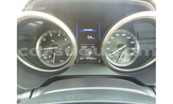 Sayi Imported Toyota Prado White Mota in Import - Dubai a Burkina Faso Sayi Imported Toyota Prado White Mota in Import - Dubai a Burkina Faso