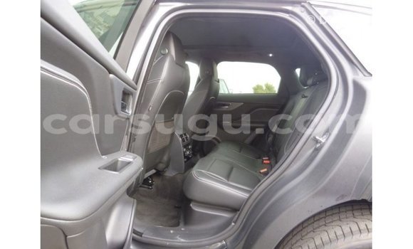 Acheter Import Voiture Jaguar F-Type Noir à Import - Dubai, Burkina-Faso Acheter Import Voiture Jaguar F-Type Noir à Import - Dubai, Burkina-Faso