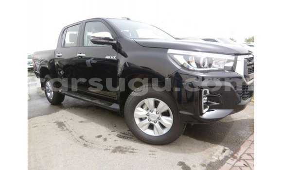 Sayi Imported Toyota Hilux Black Mota in Import - Dubai a Burkina Faso Sayi Imported Toyota Hilux Black Mota in Import - Dubai a Burkina Faso