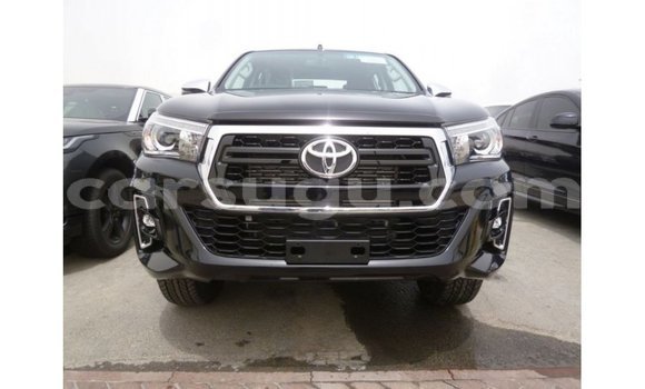 Sayi Imported Toyota Hilux Black Mota in Import - Dubai a Burkina Faso Sayi Imported Toyota Hilux Black Mota in Import - Dubai a Burkina Faso