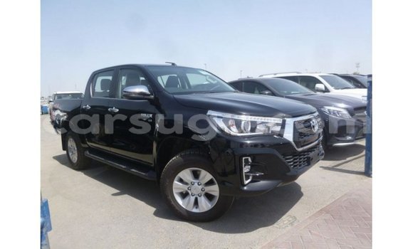 Sayi Imported Toyota Hilux Black Mota in Import - Dubai a Burkina Faso Sayi Imported Toyota Hilux Black Mota in Import - Dubai a Burkina Faso