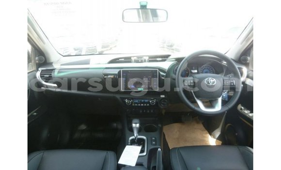 Sayi Imported Toyota Hilux Black Mota in Import - Dubai a Burkina Faso Sayi Imported Toyota Hilux Black Mota in Import - Dubai a Burkina Faso