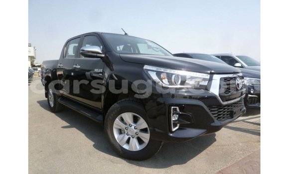 Acheter Import Voiture Toyota Hilux Noir à Import - Dubai, Burkina-Faso Acheter Import Voiture Toyota Hilux Noir à Import - Dubai, Burkina-Faso