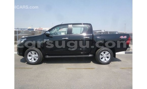 Acheter Import Voiture Toyota Hilux Noir à Import - Dubai, Burkina-Faso Acheter Import Voiture Toyota Hilux Noir à Import - Dubai, Burkina-Faso