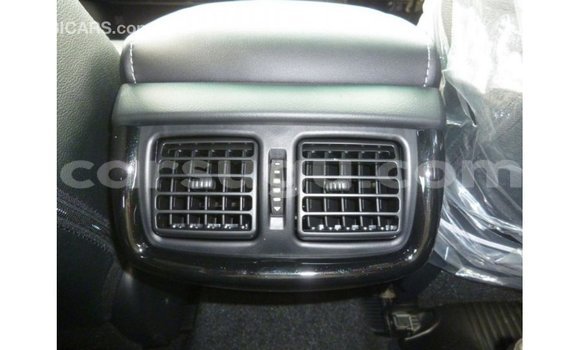 Acheter Import Voiture Toyota Hilux Blanc à Import - Dubai, Burkina-Faso Acheter Import Voiture Toyota Hilux Blanc à Import - Dubai, Burkina-Faso