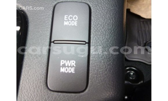 Acheter Import Voiture Toyota Hilux Blanc à Import - Dubai, Burkina-Faso Acheter Import Voiture Toyota Hilux Blanc à Import - Dubai, Burkina-Faso