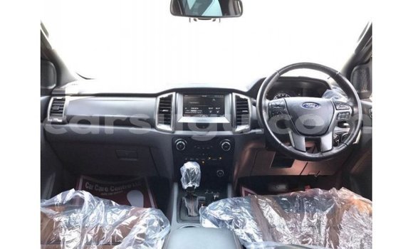 Acheter Import Voiture Ford Ranger Blanc à Import - Dubai, Burkina-Faso Acheter Import Voiture Ford Ranger Blanc à Import - Dubai, Burkina-Faso