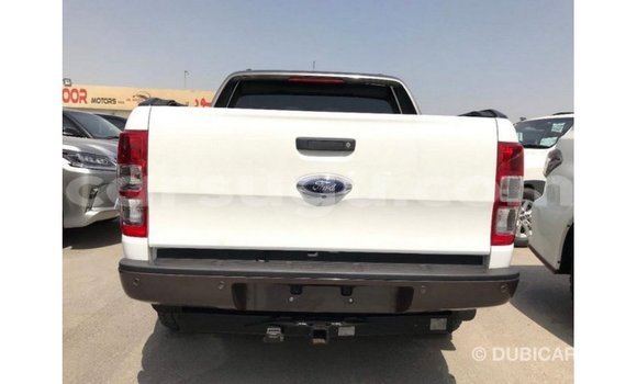 Acheter Import Voiture Ford Ranger Blanc à Import - Dubai, Burkina-Faso Acheter Import Voiture Ford Ranger Blanc à Import - Dubai, Burkina-Faso