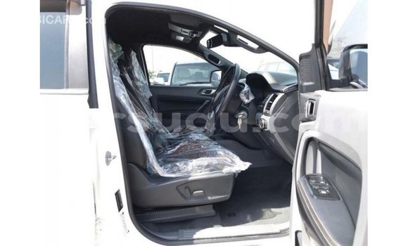 Acheter Import Voiture Ford Ranger Blanc à Import - Dubai, Burkina-Faso Acheter Import Voiture Ford Ranger Blanc à Import - Dubai, Burkina-Faso