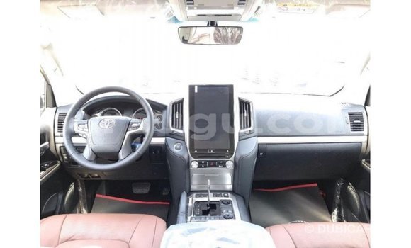 Sayi Imported Toyota Land Cruiser Black Mota in Import - Dubai a Burkina Faso Sayi Imported Toyota Land Cruiser Black Mota in Import - Dubai a Burkina Faso