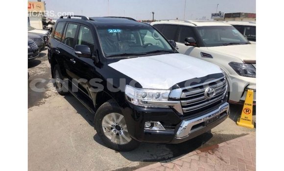Sayi Imported Toyota Land Cruiser Black Mota in Import - Dubai a Burkina Faso Sayi Imported Toyota Land Cruiser Black Mota in Import - Dubai a Burkina Faso