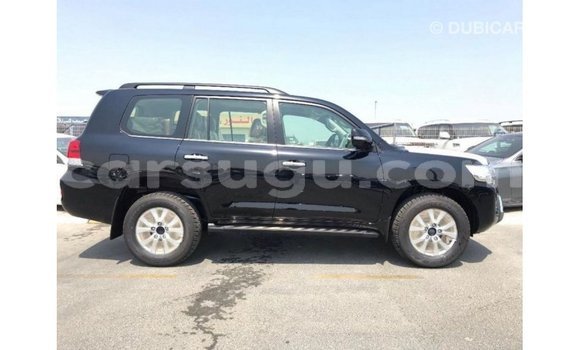 Sayi Imported Toyota Land Cruiser Black Mota in Import - Dubai a Burkina Faso Sayi Imported Toyota Land Cruiser Black Mota in Import - Dubai a Burkina Faso