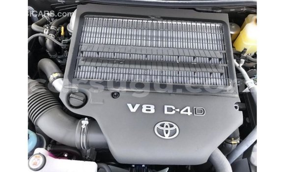 Sayi Imported Toyota Land Cruiser Black Mota in Import - Dubai a Burkina Faso Sayi Imported Toyota Land Cruiser Black Mota in Import - Dubai a Burkina Faso