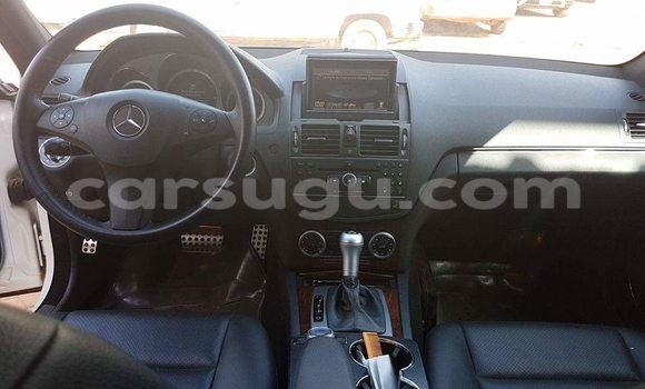 Acheter Neuf Voiture Mercedes-Benz C–Class Blanc à Ouagadougou, Burkina-Faso Acheter Neuf Voiture Mercedes-Benz C–Class Blanc à Ouagadougou, Burkina-Faso