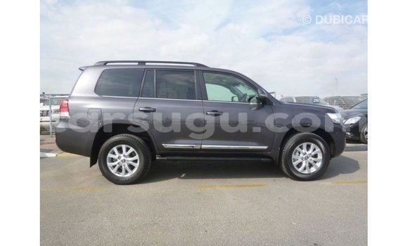 Sayi Imported Toyota Land Cruiser Sauran Mota in Import - Dubai a Burkina Faso Sayi Imported Toyota Land Cruiser Sauran Mota in Import - Dubai a Burkina Faso