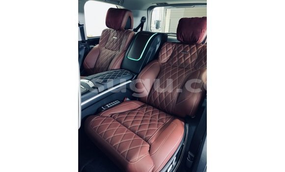 Buy Import Toyota Land Cruiser Black Car in Import - Dubai in Burkina Faso Buy Import Toyota Land Cruiser Black Car in Import - Dubai in Burkina Faso