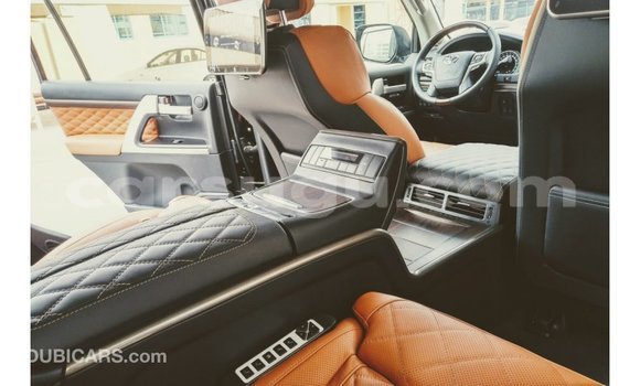 Buy Import Toyota Land Cruiser Black Car in Import - Dubai in Burkina Faso Buy Import Toyota Land Cruiser Black Car in Import - Dubai in Burkina Faso