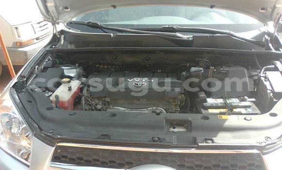 Acheter Neuf Voiture Toyota RAV4 Gris à Ouagadougou, Burkina-Faso Acheter Neuf Voiture Toyota RAV4 Gris à Ouagadougou, Burkina-Faso