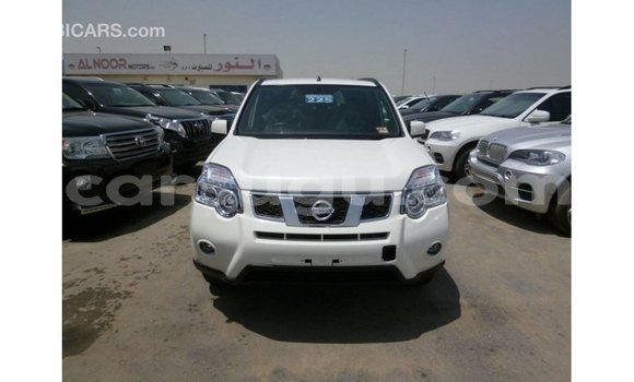 Sayi Imported Nissan Evalia White Babbar mota in Import - Dubai a Burkina Faso Sayi Imported Nissan Evalia White Babbar mota in Import - Dubai a Burkina Faso