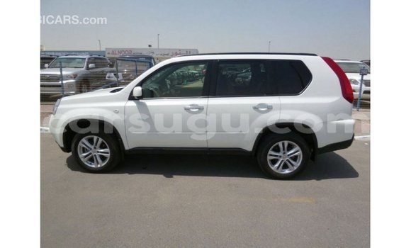 Sayi Imported Nissan Evalia White Babbar mota in Import - Dubai a Burkina Faso Sayi Imported Nissan Evalia White Babbar mota in Import - Dubai a Burkina Faso
