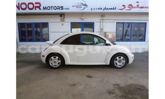 Acheter Import Voiture Volkswagen Beetle Blanc à Import - Dubai, Burkina-Faso Acheter Import Voiture Volkswagen Beetle Blanc à Import - Dubai, Burkina-Faso