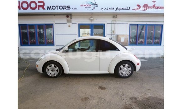 Acheter Import Voiture Volkswagen Beetle Blanc à Import - Dubai, Burkina-Faso Acheter Import Voiture Volkswagen Beetle Blanc à Import - Dubai, Burkina-Faso